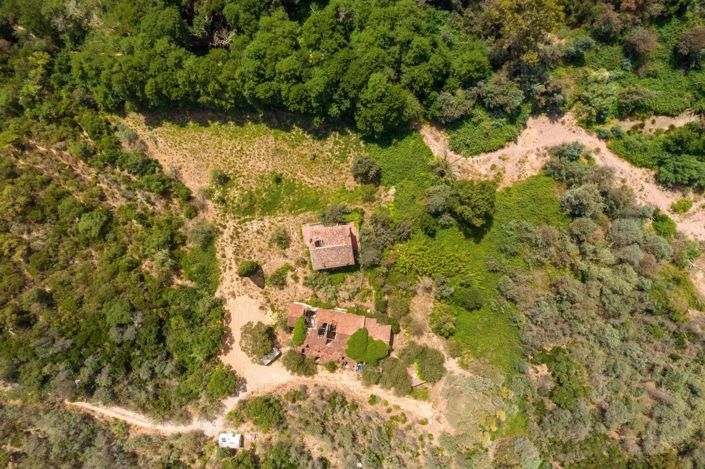 Image No.7-10 Bed House for sale