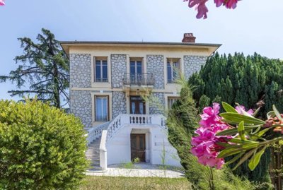 Propriété de 3 chambres à vendre à Antibes
