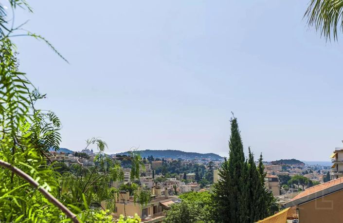 Image No.14-3 Bed Apartment for sale