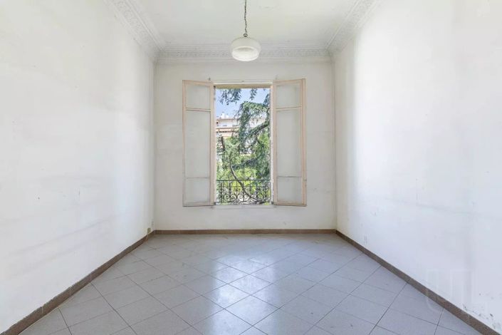 Image No.9-3 Bed Apartment for sale