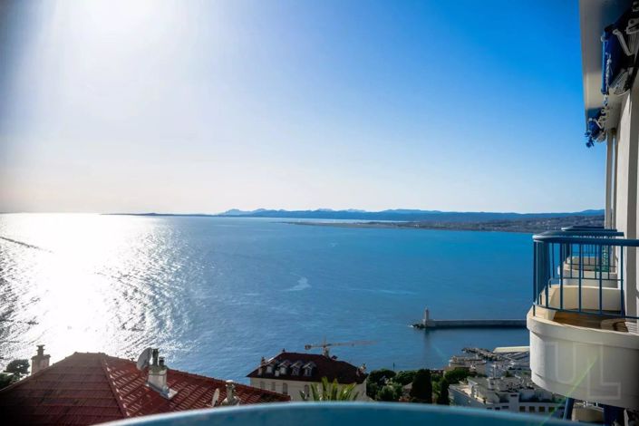 Image No.4-3 Bed Property for sale