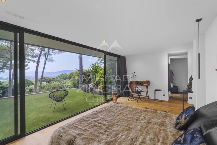 Image No.11-2 Bed House for sale