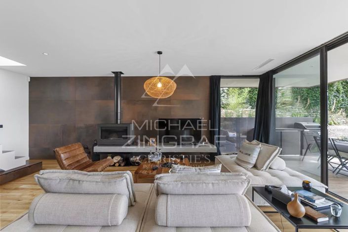 Image No.5-2 Bed House for sale