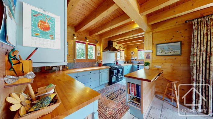 Image No.12-2 Bed Property for sale