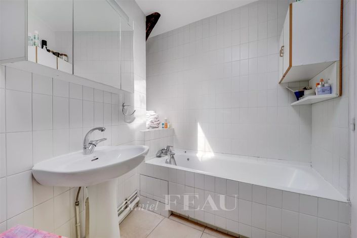 Image No.10-4 Bed Apartment for sale