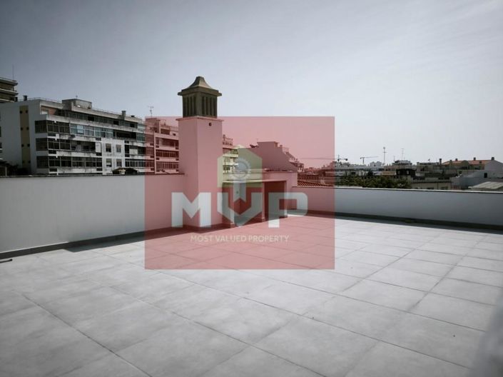 Image No.26-3 Bed House for sale