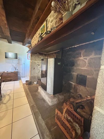 Image No.7-4 Bed House for sale