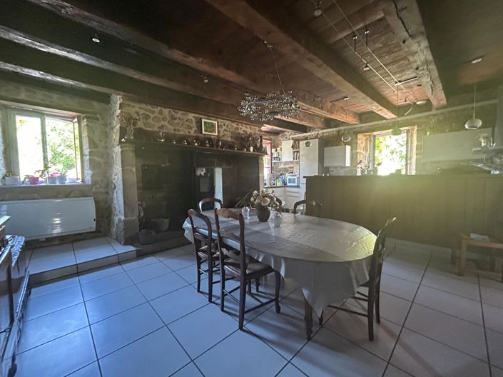 Image No.8-4 Bed House for sale