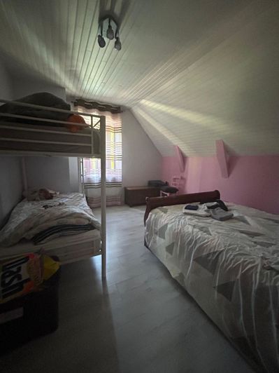 Image No.9-4 Bed House for sale