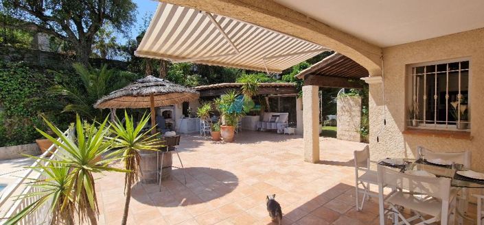 Image No.2-5 Bed House for sale