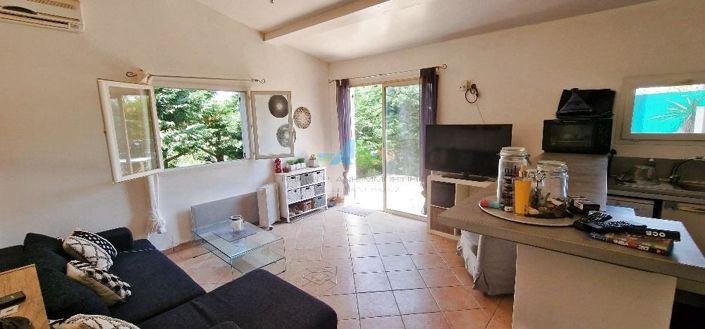 Image No.5-5 Bed House for sale