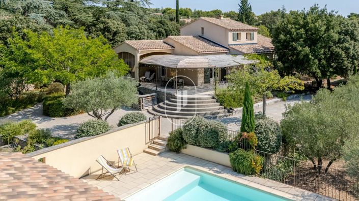 Image No.1-5 Bed House for sale