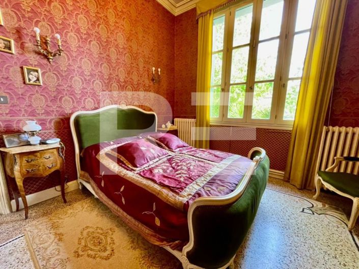 Image No.5-4 Bed House for sale