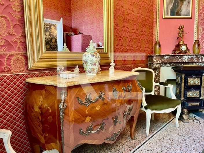 Image No.6-4 Bed House for sale