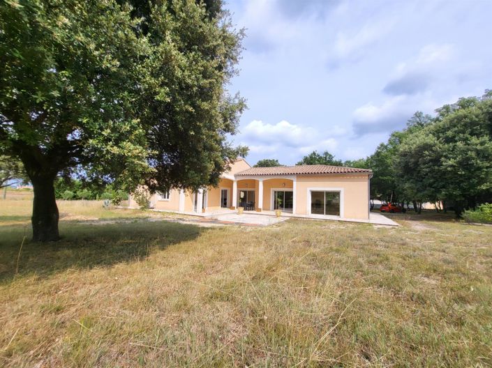 Image No.10-3 Bed House for sale