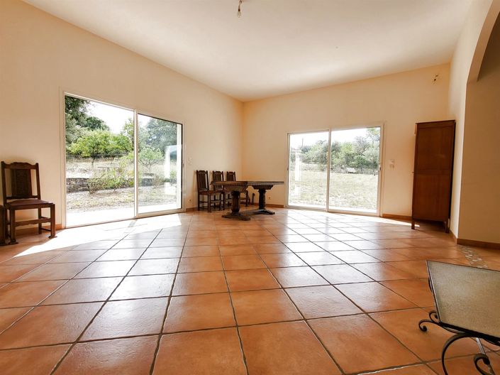 Image No.3-3 Bed House for sale