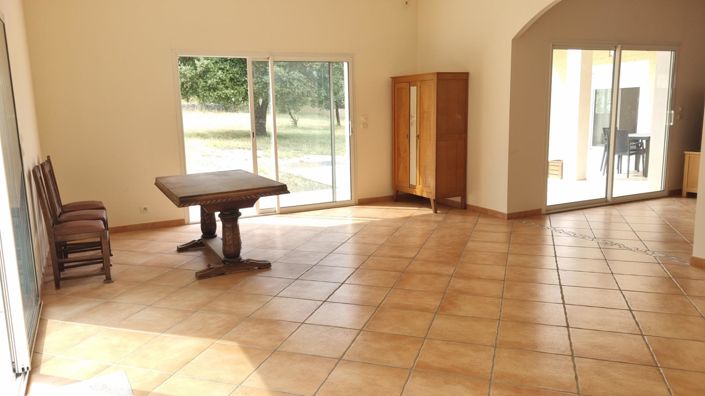 Image No.7-3 Bed House for sale