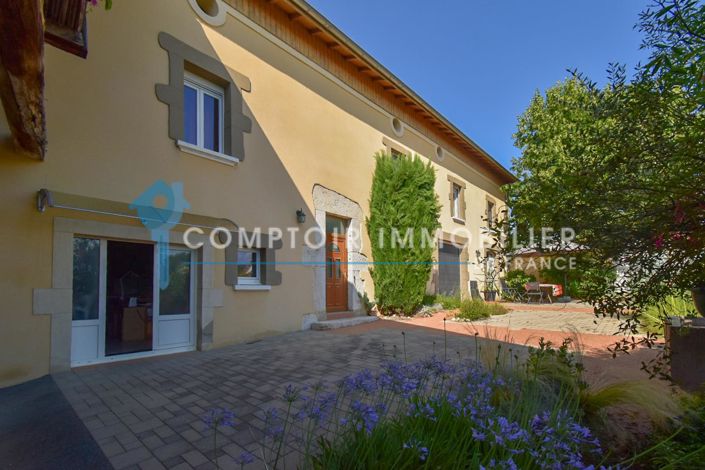 Image No.2-Maison de 4 chambres à vendre à Saint-Vérand