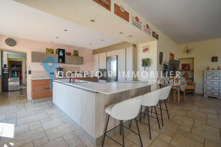 Image No.5-Maison de 4 chambres à vendre à Saint-Vérand