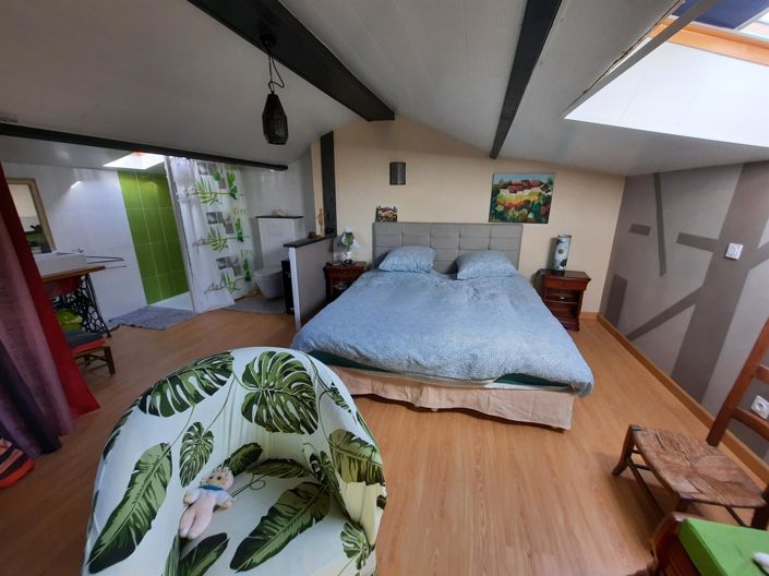 Image No.11-3 Bed House for sale