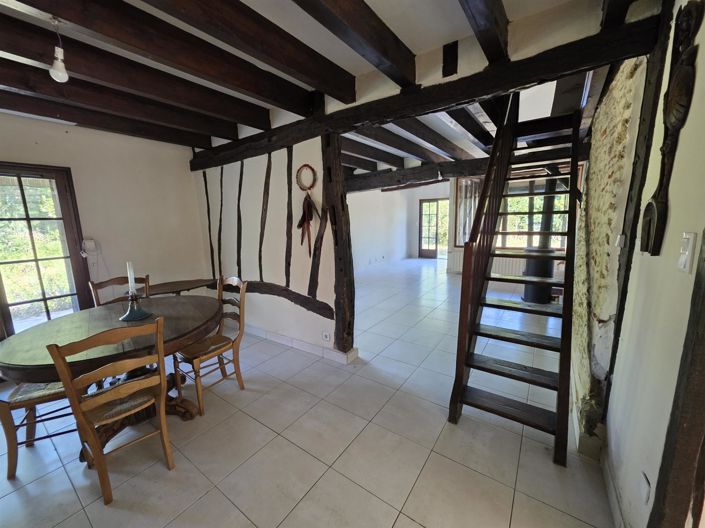 Image No.3-4 Bed House for sale