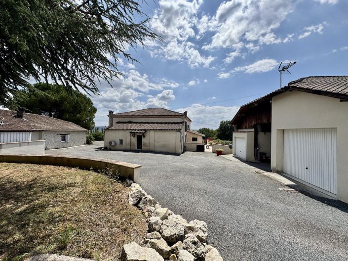 Image No.8-Maison de 9 chambres à vendre à Villeneuve-sur-Lot