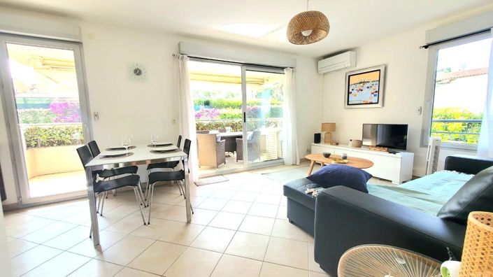 Image No.1-Appartement de 2 chambres à vendre à Antibes