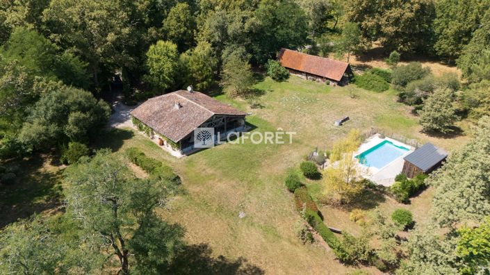 Image No.1-4 Bed Property for sale