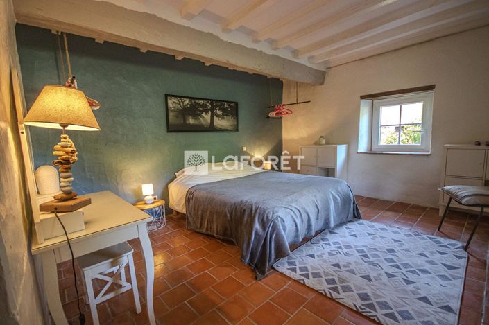 Image No.13-4 Bed Property for sale