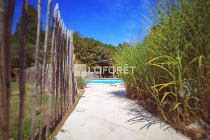 Image No.5-4 Bed Property for sale