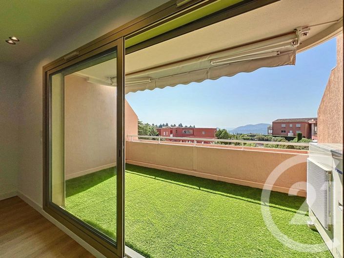 Image No.1-3 Bed Apartment for sale