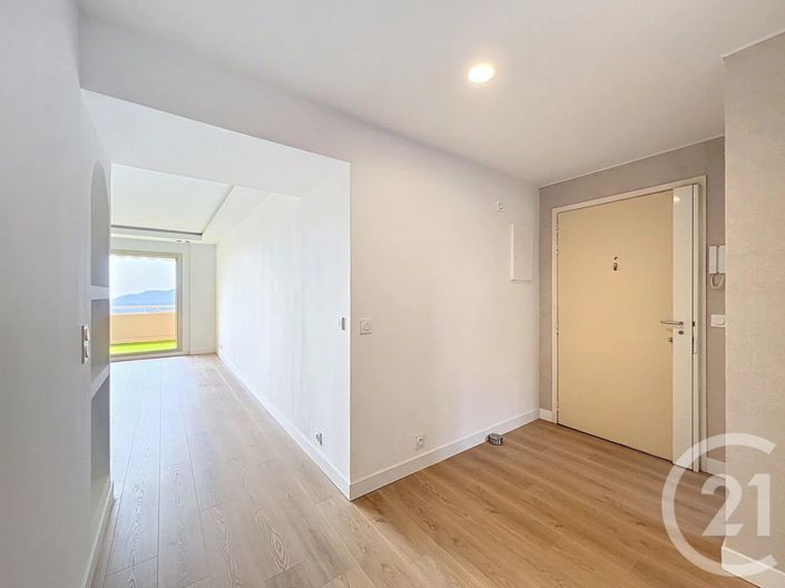 Image No.6-3 Bed Apartment for sale