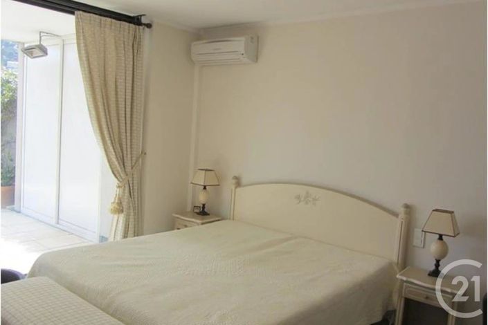 Image No.10-3 Bed Apartment for sale