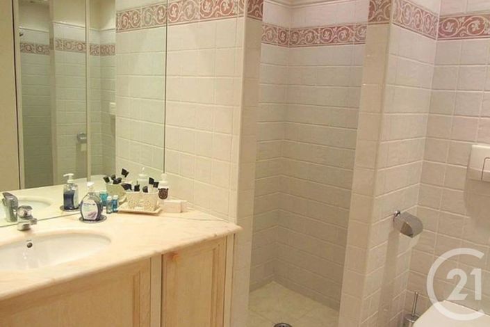 Image No.13-3 Bed Apartment for sale