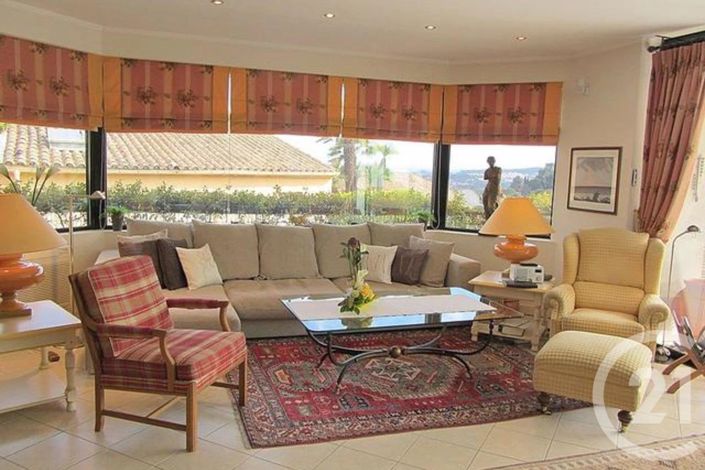 Image No.6-3 Bed Apartment for sale