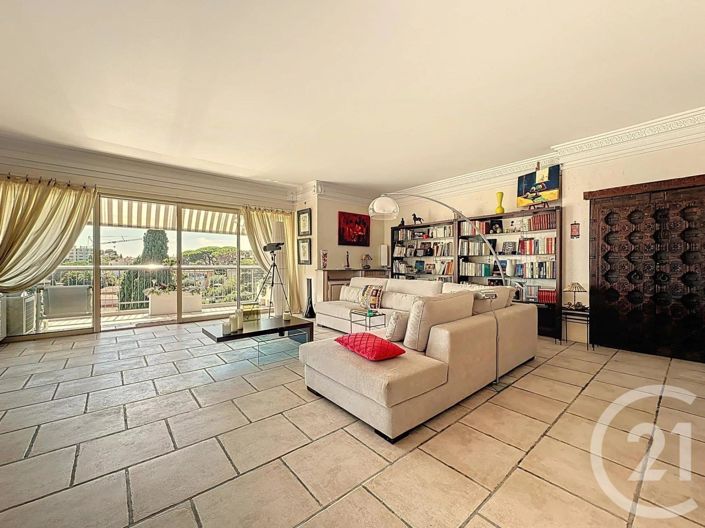 Image No.5-Appartement de 3 chambres à vendre à Le Cannet