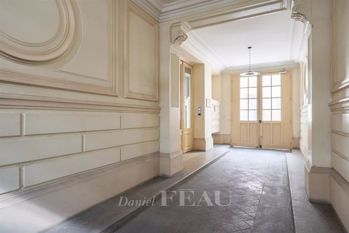 Image No.16-5 Bed Apartment for sale