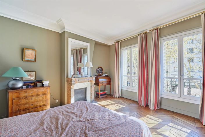 Image No.9-3 Bed Apartment for sale