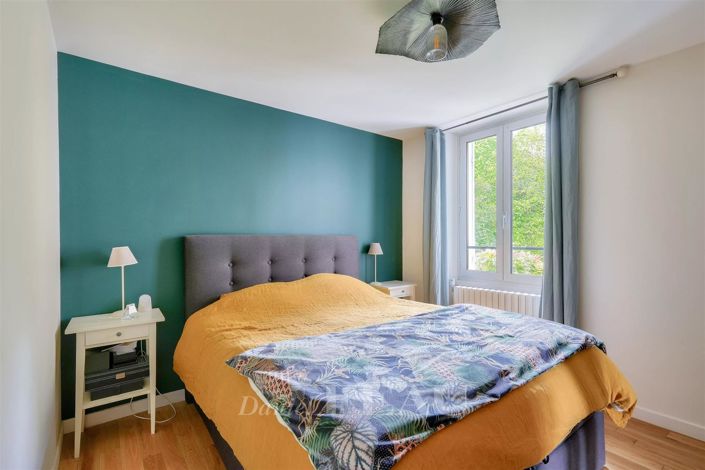 Image No.13-5 Bed House for sale