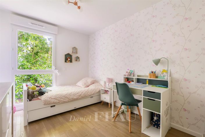 Image No.19-4 Bed Apartment for sale