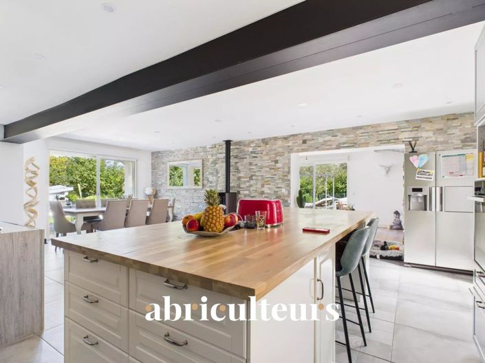 Image No.7-4 Bed House for sale