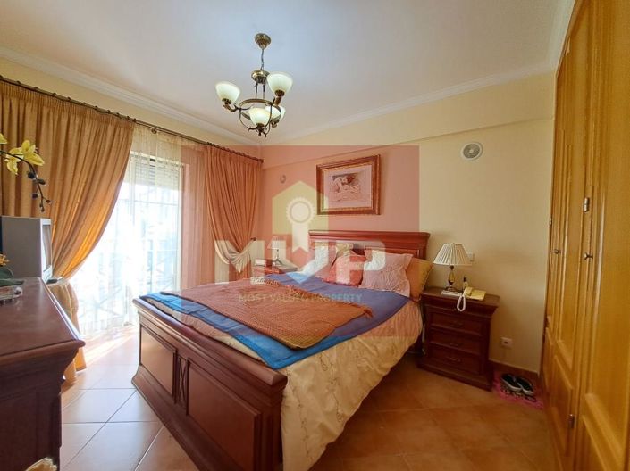 Image No.10-3 Bed Apartment for sale