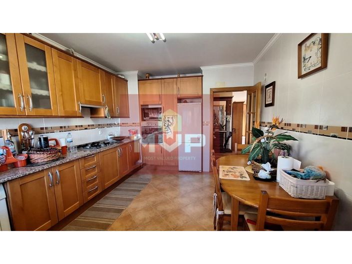 Image No.28-3 Bed Apartment for sale