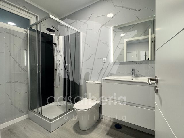 Image No.17-2 Bed Apartment for sale