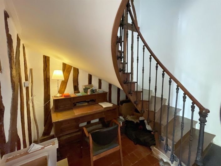 Image No.12-4 Bed House for sale