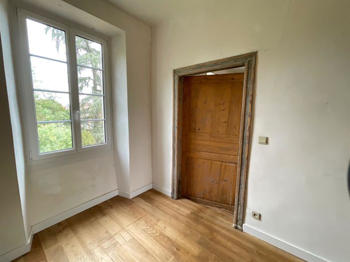 Image No.13-4 Bed House for sale