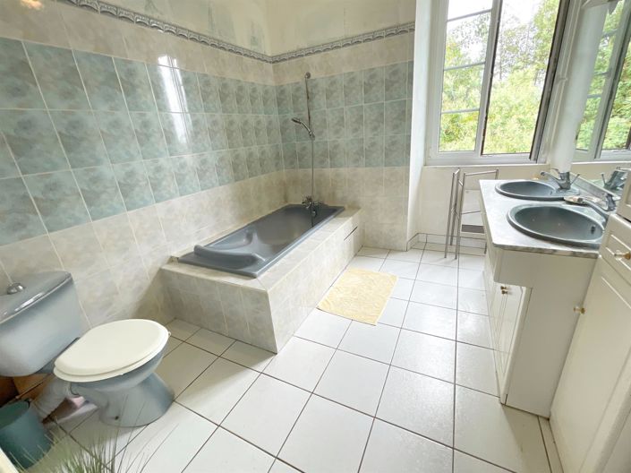 Image No.16-4 Bed House for sale