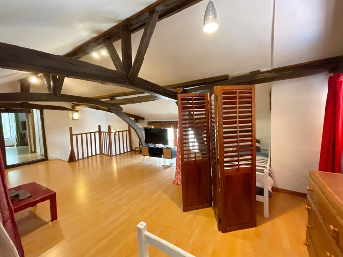 Image No.17-4 Bed House for sale