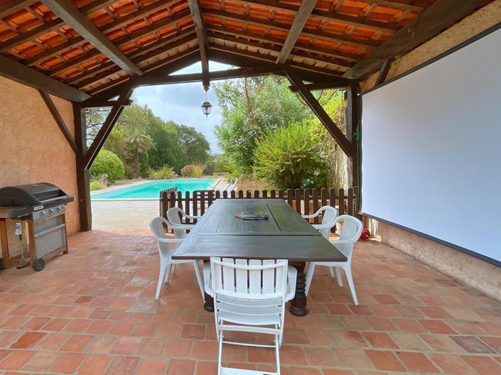 Image No.21-4 Bed House for sale