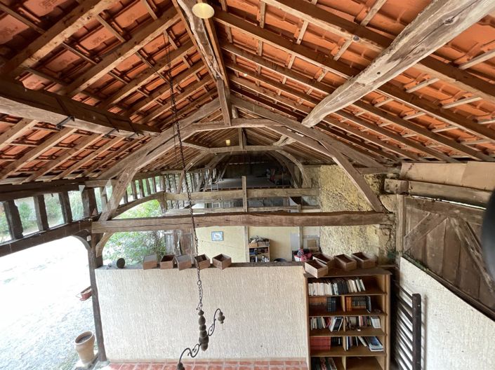 Image No.24-4 Bed House for sale